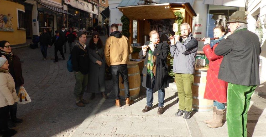 Turnverein Gmunden 1861 beim Advent in der Gmundner Innenstadt