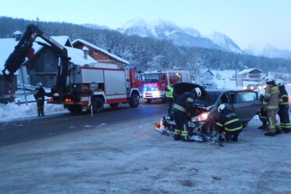 3 Verletzte nach Unfall in Bad Ischl