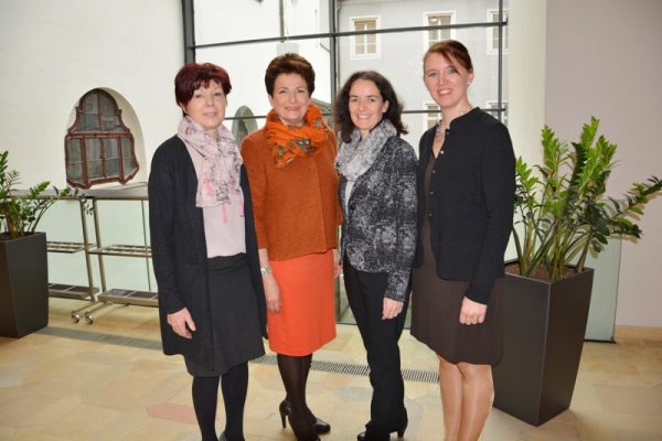 Foto v.l.n.r.: LAbg. ÖR Landesbäuerin Annemarie Brunner, LAbg. Martina Pühringer, LAbg. Mag. Regina Aspalter, LAbg. BPO Michaela Langer-Weninger (Foto: privat)