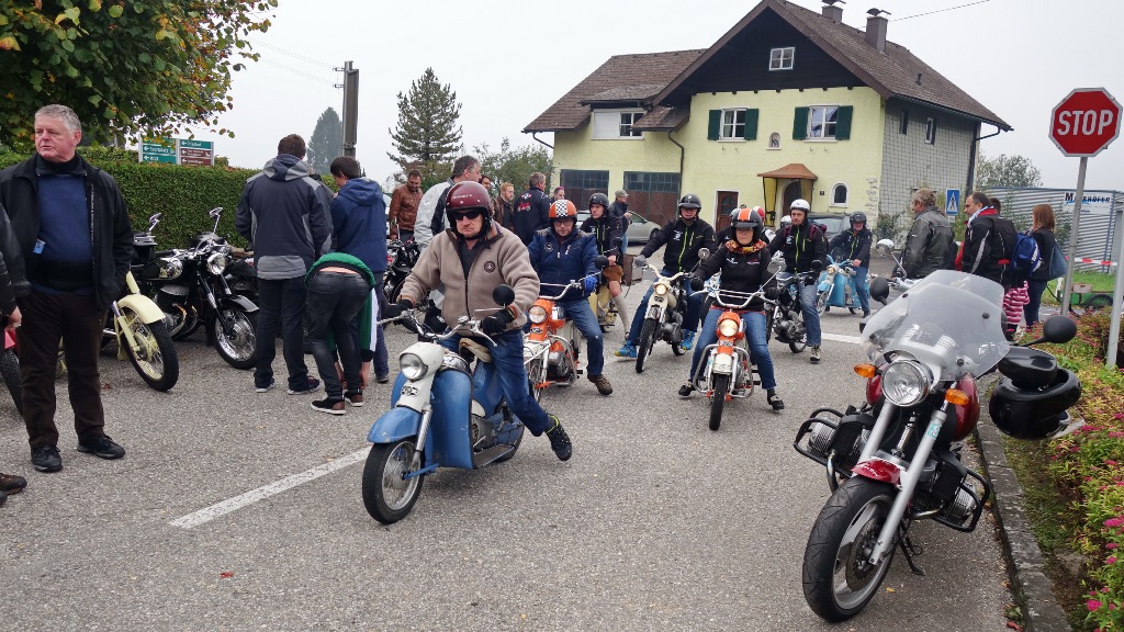 Seewalchen am attersee frauen aus kennenlernen, Er sucht sie in peuerbach. Sex anzeigen klever wochenblatt. Bludesch neue bekanntschaften. Seewalchen am attersee frauen aus kennenlernen: Singles