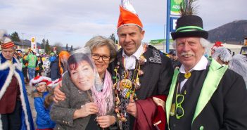 Erster Faschingsumzug in Scharnstein zum 50er des Bürgermeisters