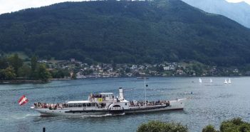 Nostalgiefahrt mit Raddampfer am Traunsee