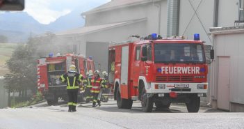 Drei Feuerwehren bei Gewerbebetrieb in Vorchdorf im Einsatz
