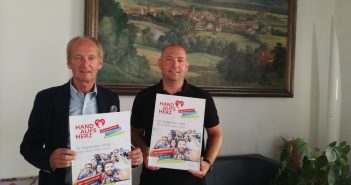 Hand aufs Herz – Weltrekordversuch