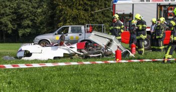 Tödlicher Absturz eines Gyrokopters am Flugplatz in Scharnstein