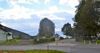 Lagerhaus mit Seeblick statt Erholungszone?