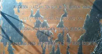 Zeitgeschichte im Freien Radio