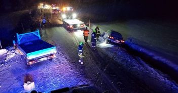 Kollision bei dichtem Schneetreiben in Frankenburg