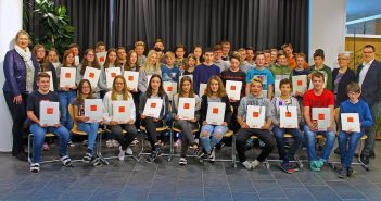 NMS Schörfling: 43 Schüler von der WKO ausgezeichnet