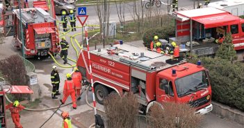 Goiserer Feuerwehren übten in Schülerheim