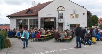 Schnitzlheuriger bei der FF-Schörfling