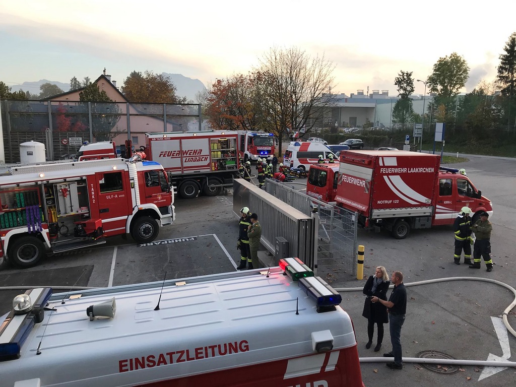 Pflichtbereichsübung der Laakirchner Feuerwehren