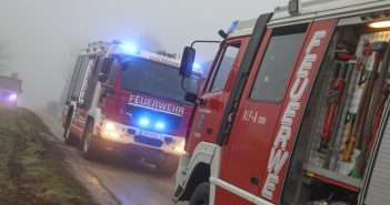 Frau geriet in Förderschnecke – schwer verletzt