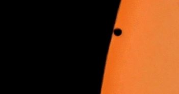 Merkurtransit vor der Sonne