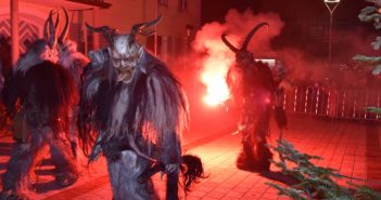 Charity Krampus-Aktion für das SOS Kinderdorf in Altmünster