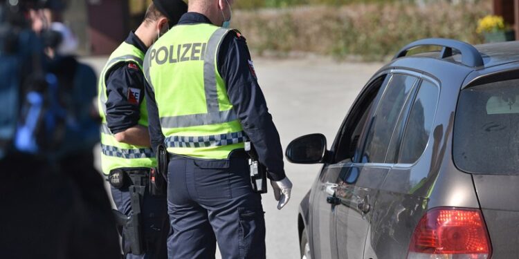 Polizeikontrollen und weitere Sperren im Salzkammergut