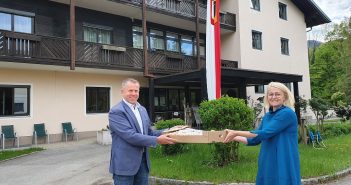 1. Mai Aktion der OÖVP in Scharnstein