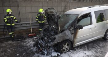 Fahrzeugbrand auf der Westautobahn