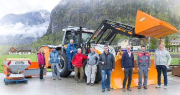 Neuer Kommunaltraktor für den Obertrauner Bauhof