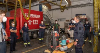32 Feuerwehr Maschinisten ausgebildet