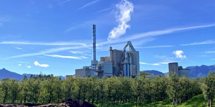 Causa Hatschek: Kaminerhöhung soll Besserung bringen