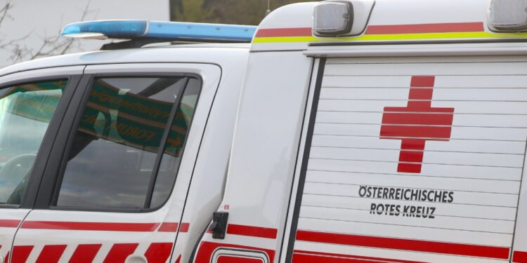 Tödlicher Arbeitsunfall: Arbeiter bei Bauarbeiten in Attnang-Puchheim verschüttet