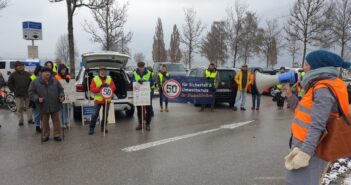 Wieder Demo gegen 70er bei Bräuwiese