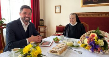 Schwester Emilie feiert ihren 85. Geburtstag!