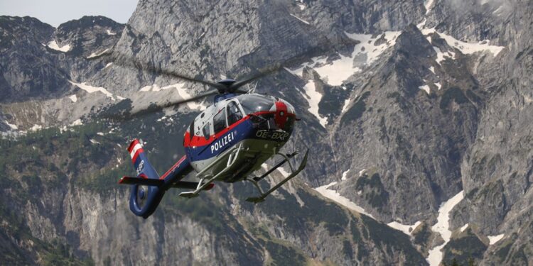 Waldbrand am Hausberg in Grünau im Almtal sorgt für größeren Einsatz