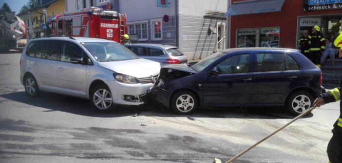 Fahrzeugkollision in Frankenburg