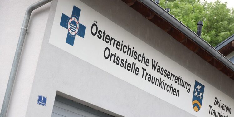 Brand eines Akkus in einem Wohnhaus in Wolfsegg am Hausruck