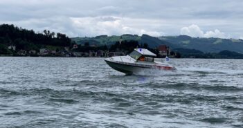 Suchaktion: Schwimmer bei Traunkirchen kurzzeitig aus den Augen verloren