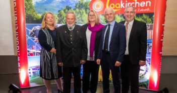 Ehrungsabend in Laakirchen für ausgeschiedene Stadt- und Gemeinderäte