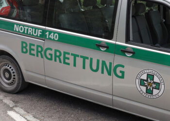 Kletterer in Notlage von Adlerspitze gerettet