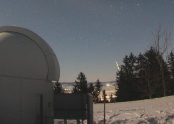 Feuerkugel über Berlin aufgenommen durch die Sternwarte Gahberg