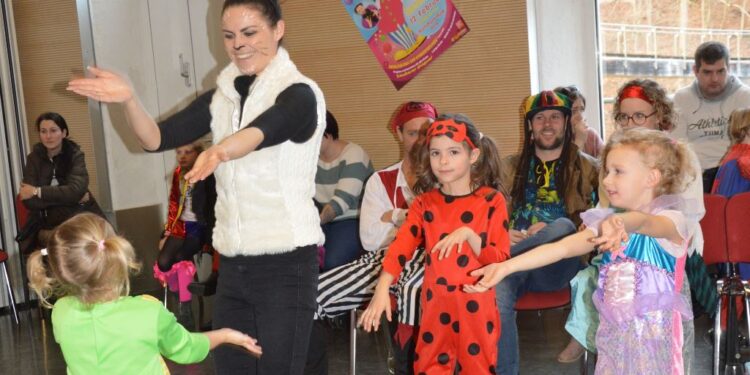 Lustiger Kinderfasching in Laakirchen