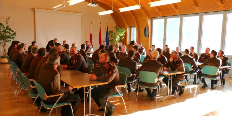 Neue Abschnitts-Feuerwehrkommandanten für die beiden Abschnitte Bad Ischl und Gmunden