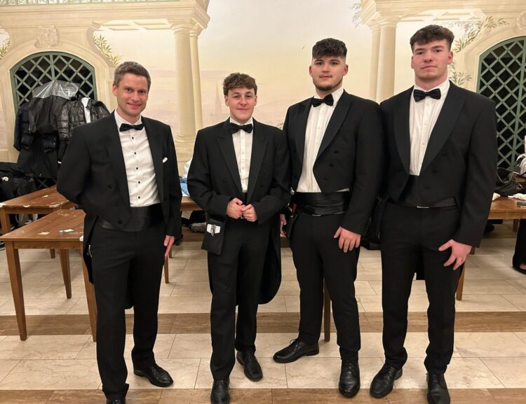 Wiener Opernball 2024–die Tourismusschulen Bad Ischl waren dabei