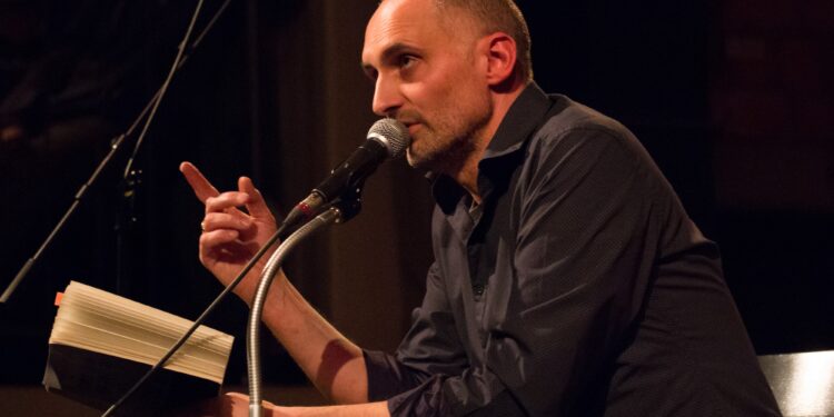 Lesung Oliver Graf am 16.03.1024 um 19.00 im im Atelier am Markt in Gmunden