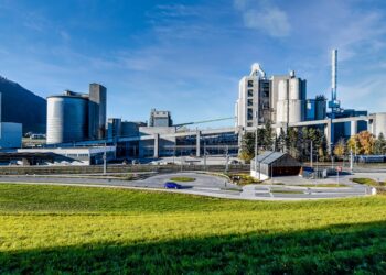 Rohrdorfer startet CO2-Rückgewinnung in Gmundner Zementwerk