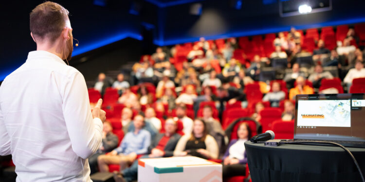 Kick-Start-Night der Jungen Wirtschaft Vöcklabruck