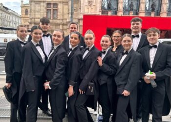Wiener Opernball 2024–die Tourismusschulen Bad Ischl waren dabei