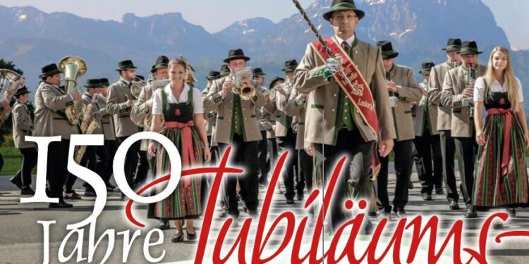150 Jahre: Stadtkapelle Laakirchen feiert Jubiläumskonzert und Taktstock-Übergabe