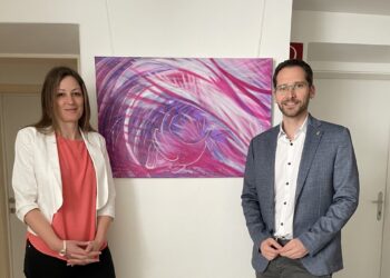 Ausstellung „Cosmic Art“ von Bianca Lasinger  im Marktgemeindeamt Altmünster