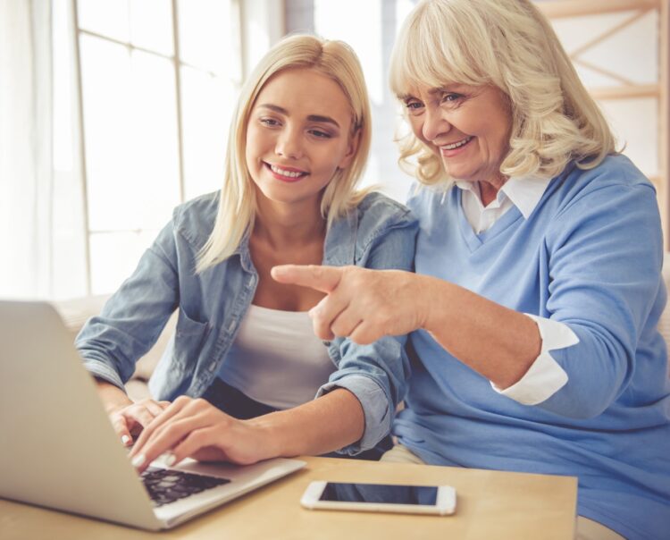 Stadtgemeinde Laakirchen und Schulen organisieren Aktion Handy@Dialog