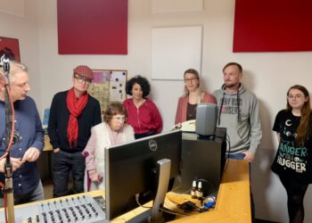 An die Mikros, fertig, los