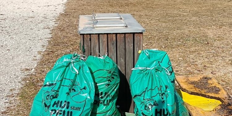 „Hui statt Pfui“-Seeufer- und Flurreinigungsaktion 2024 in Obertraun