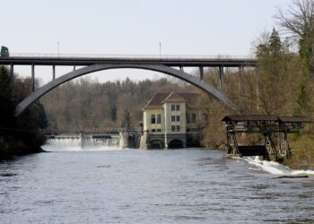 Staulegung am Kraftwerk Siebenbrunn