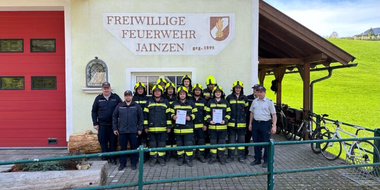 FF-Jainzen erfolgreich beim Branddienstleistungsabzeichen in Bronze