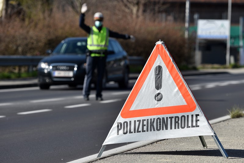 Drei-Probef-hrerscheinbesitzer-bei-Tempokontrollen-in-V-cklabruck-gestoppt